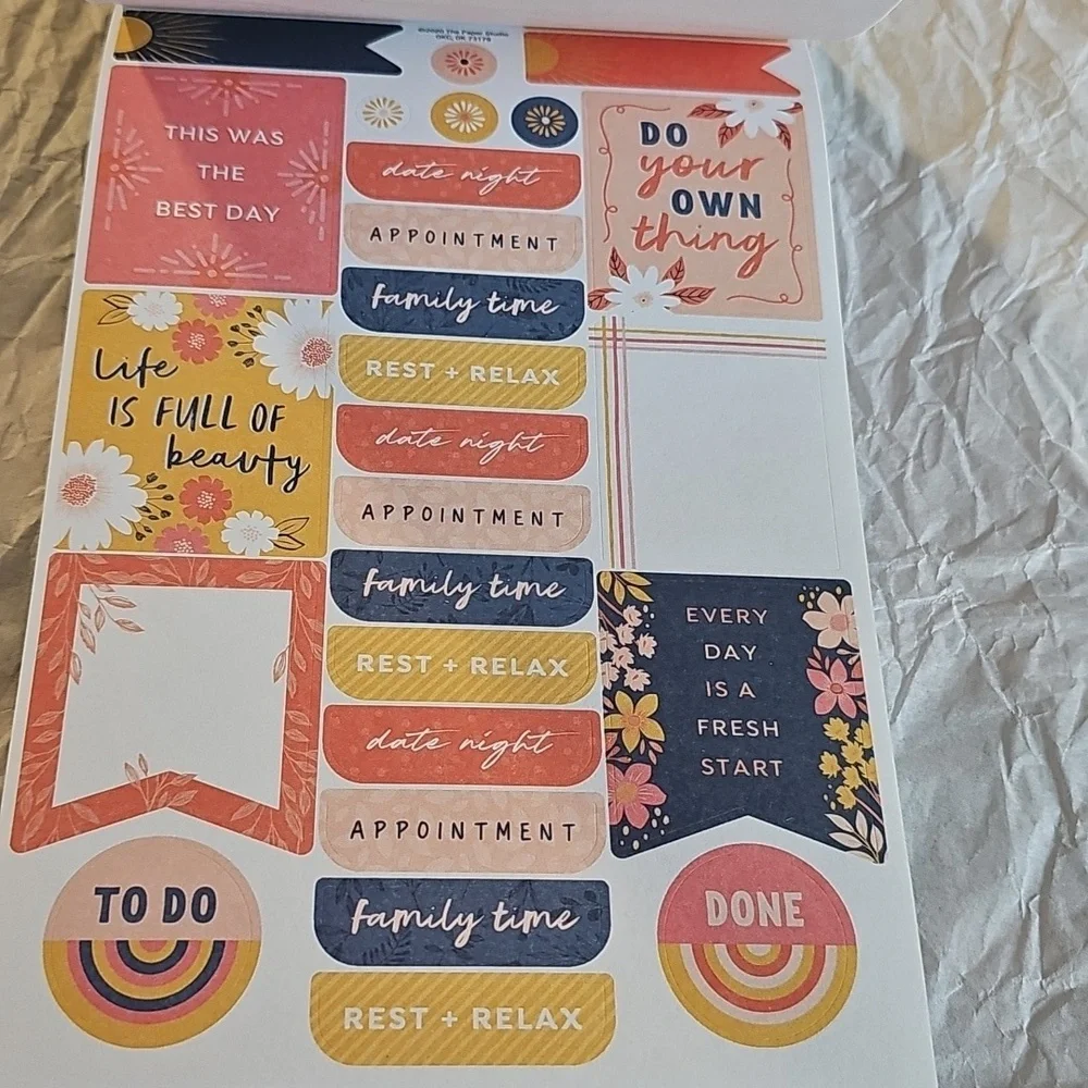 The Paper Studio nwt paper